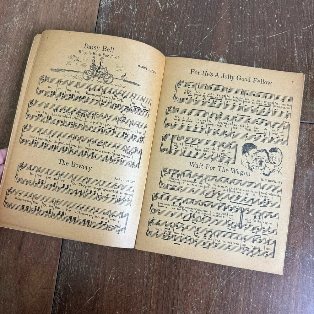 1935‎ Treasure Chest of Old Time Song Hits Booklet with sheet music & lyrics
